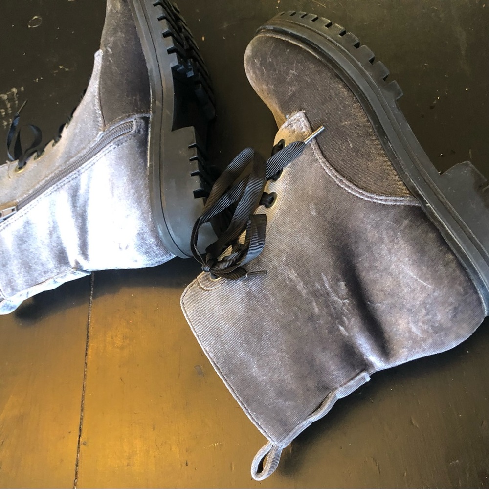 Mossimo Velvet Black/Gray Zip Side-Lace Up Combat Boot. SZ 6.5 - Picture 10 of 15